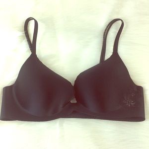 Victoria's Secret black angels secret embrace 36C